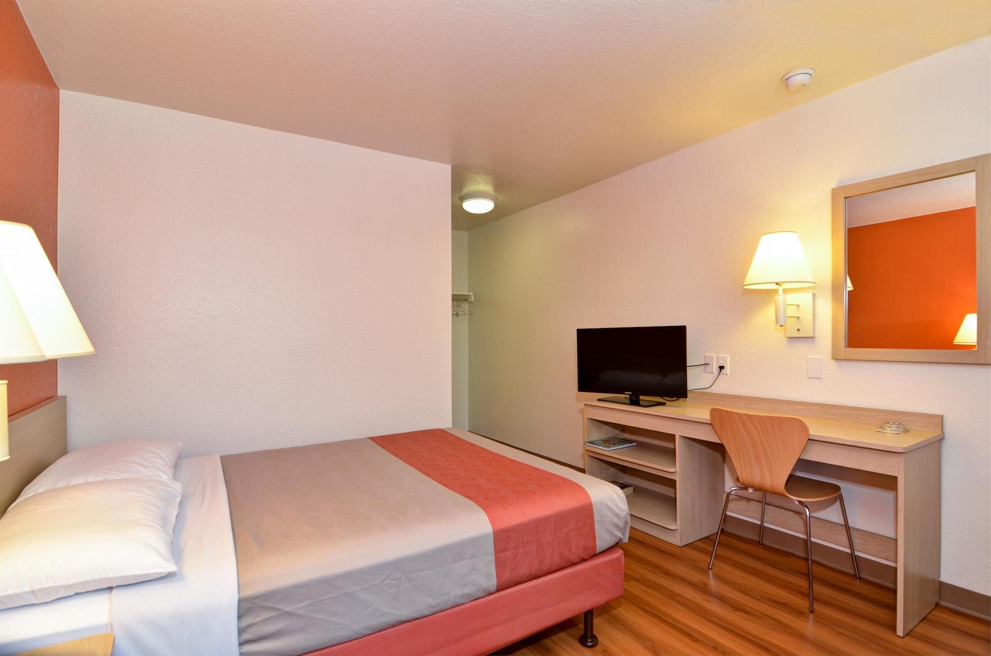 Motel 6-Palm Springs, Ca - East - Palm Canyon Dış mekan fotoğraf