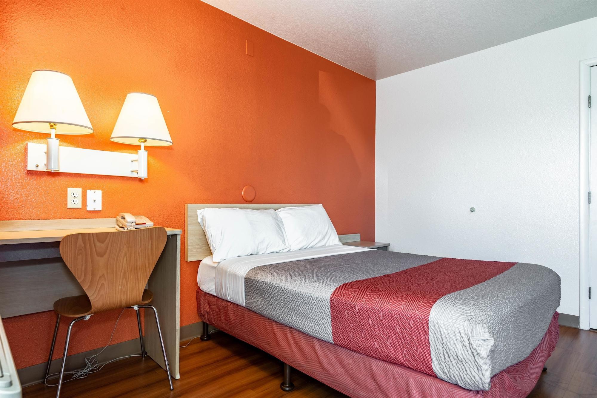Motel 6-Palm Springs, Ca - East - Palm Canyon Dış mekan fotoğraf